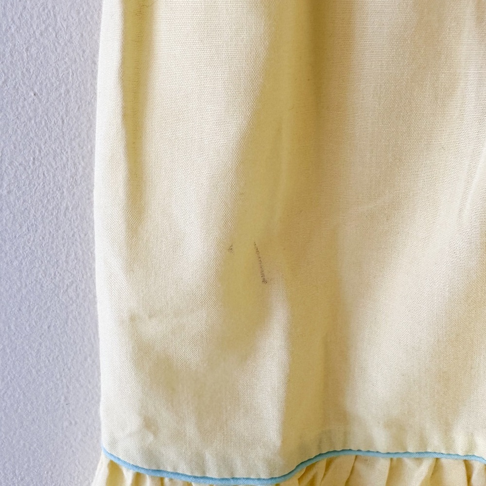 Vintage - Smocked Dress - Short Puff Sleeves - Yellow - Size 2T - Picture 7 of 9